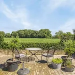 De Kasteelboerderij דירה