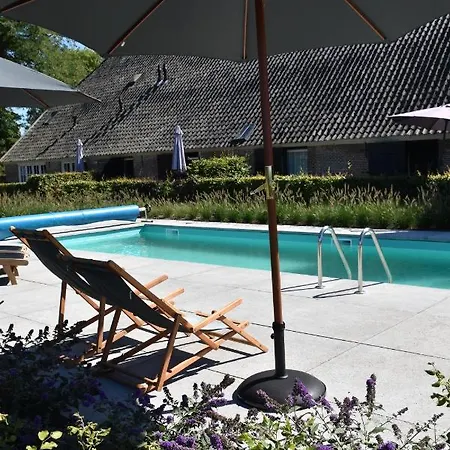 Apartment De Kasteelboerderij Ruurlo