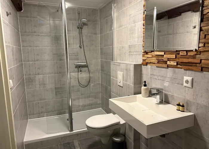 De Kasteelboerderij * רורלו